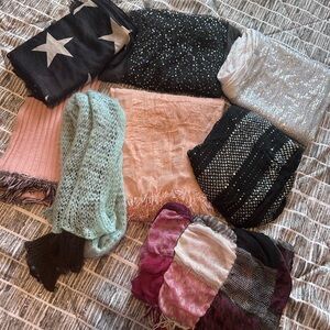 Set of 8 scarves, good condition